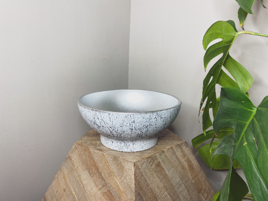 White bowl - silver marble